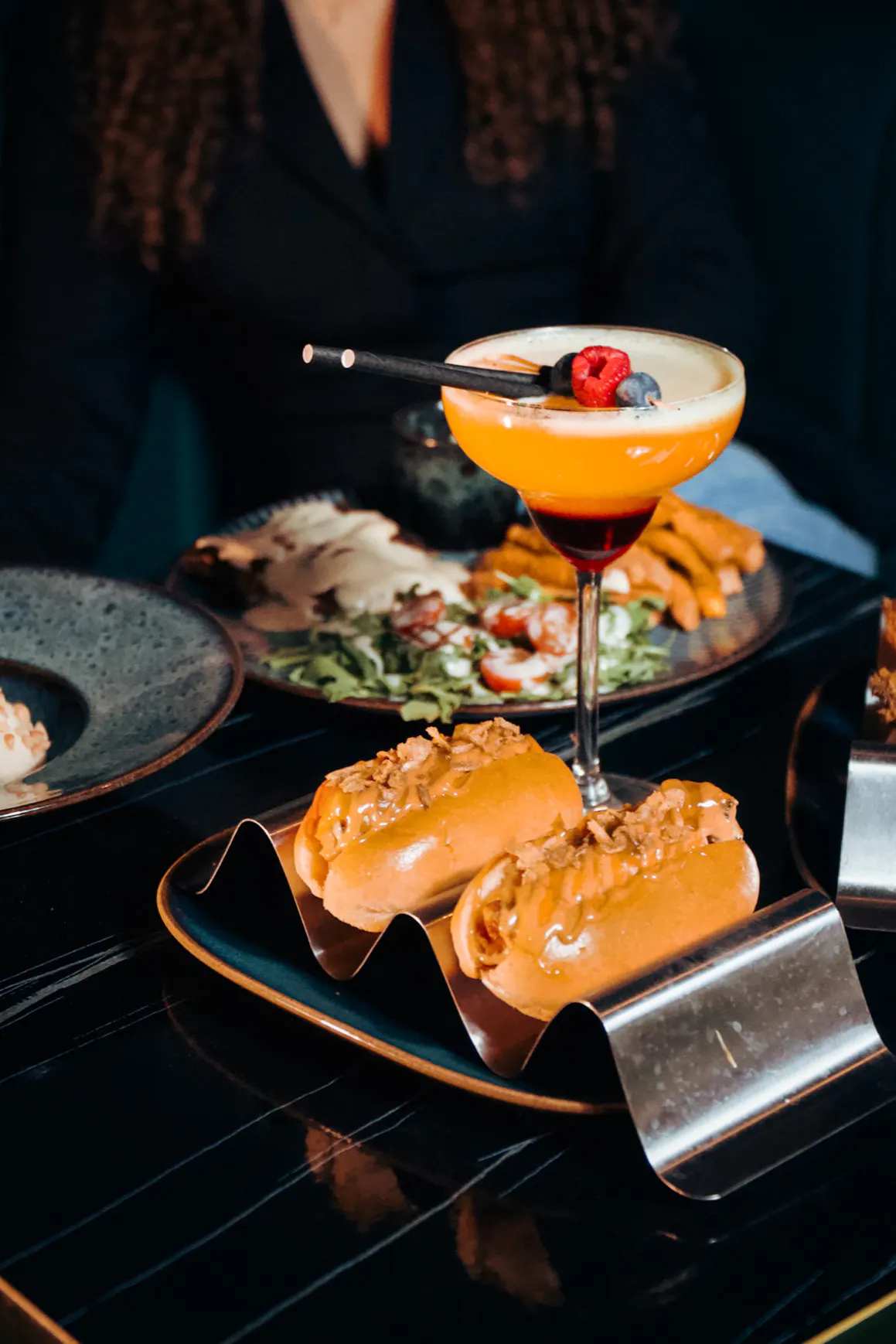 RAOS Decembre Cocktail Hotdog